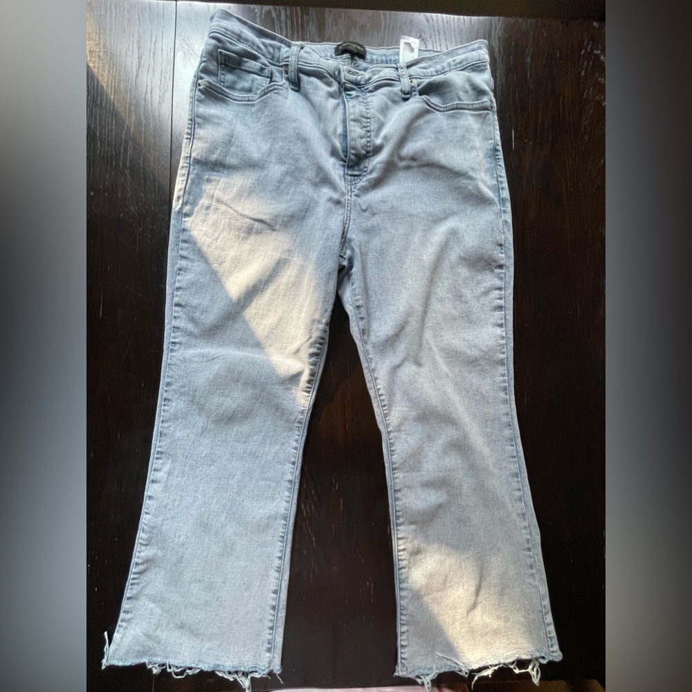 Banana Republic Cropped Flare Jeans size 32/14